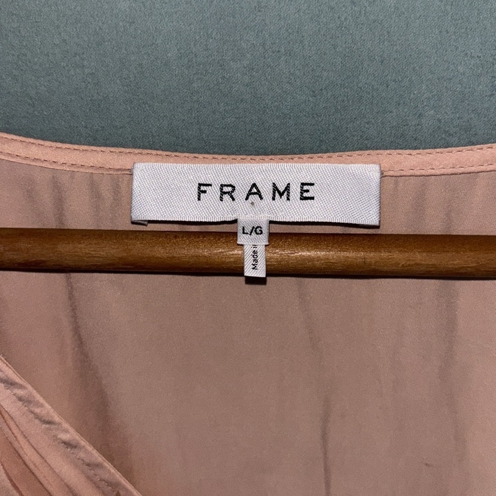 EUC Frame Pink Shirred V-Neck Blouse Size Large Retro 90s Vibe Fire Rose Summer - Picture 2 of 6